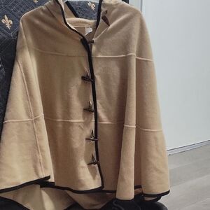 Vintage-Inspired Hooded Cape Coat – Beige with Black Trim
